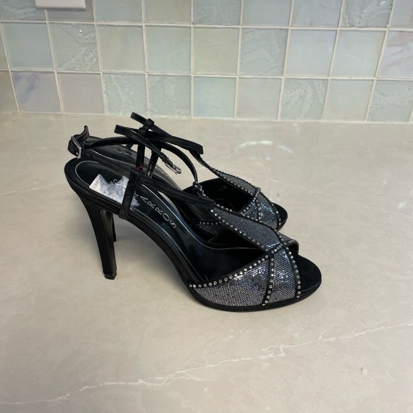 Fun sparkle heels - Picture 3 of 5